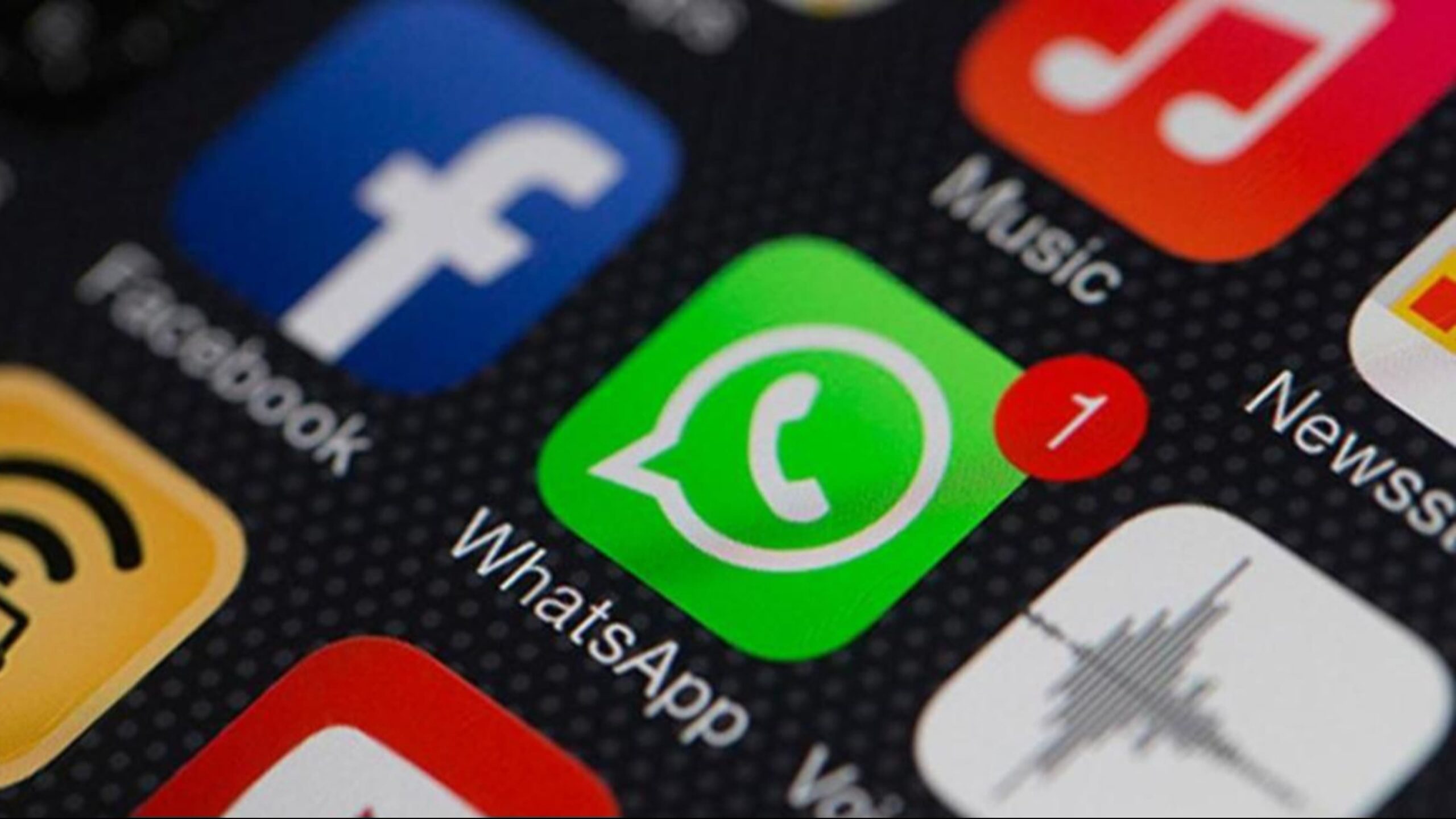 WhatsApp का धांसू अपडेट 2024, अब वीडियो देखते वक्त मिलेंगे YouTube जैसे ऑप्शंस